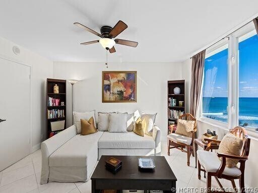 Foto del edificio - 3221 S Ocean Blvd