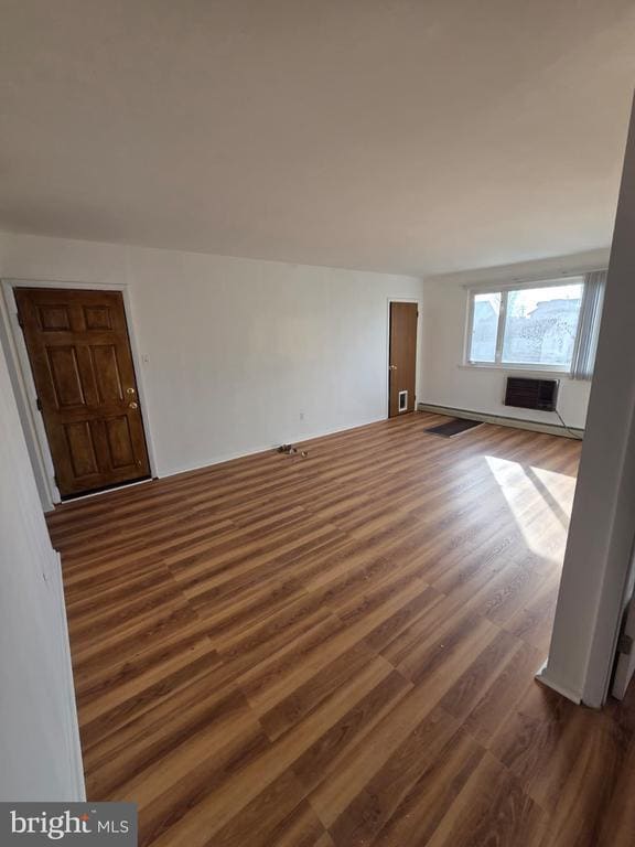 Building Photo - 219 W 6th St