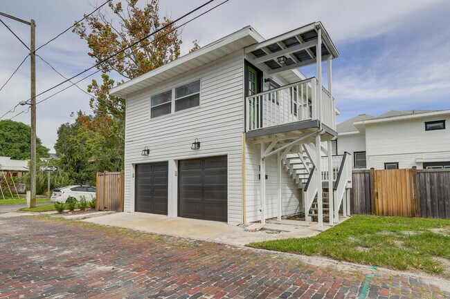 Foto del edificio - 202 10th Ave NE