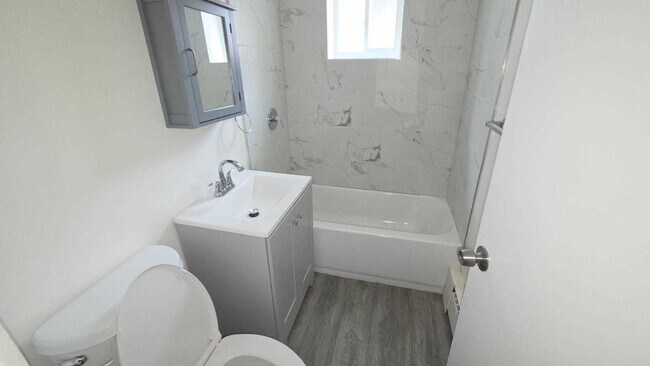 Foto del edificio - 14605 Des Plaines St