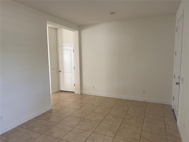 Foto del edificio - 11765 Forest Park Cir