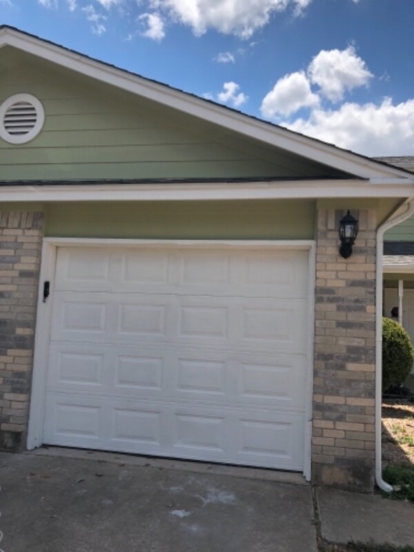 Foto del edificio - 2623 Alcott Ln