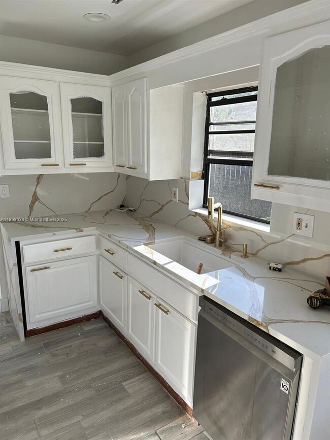 Foto del edificio - 10815 SW 157th Terrace