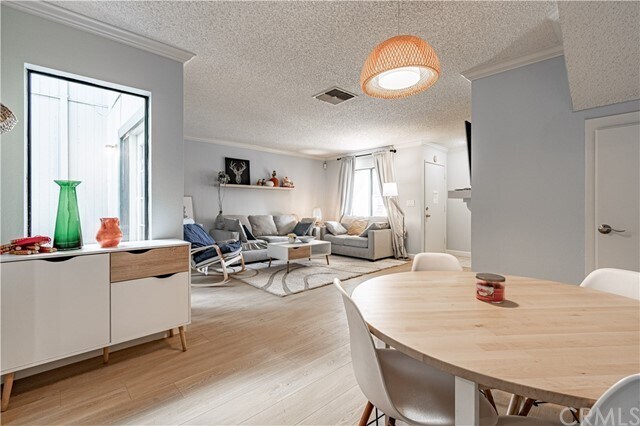 Foto principal - 1044 Kent St