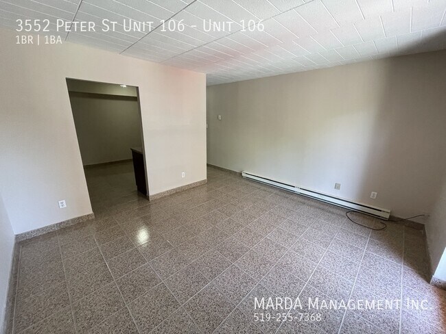 Photo du bâtiment - COZY 1 BED/1 BATH MAIN FLOOR UNIT WEST WINDSOR! INCLUSIVE!