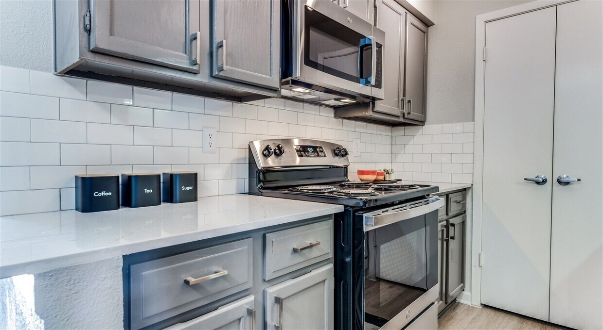 2301 Ave H East Unit 1122, Grand Prairie, TX 75050 Condo for Rent in Grand Prairie, TX
