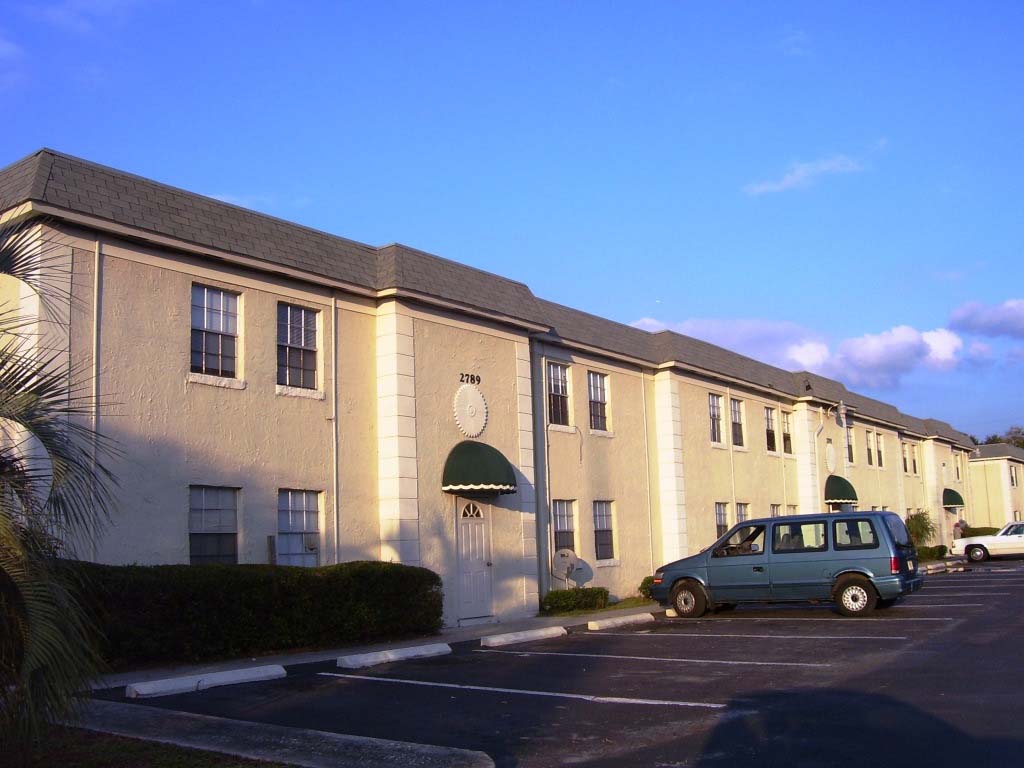 Primary Photo - Catalina Isle Apartments