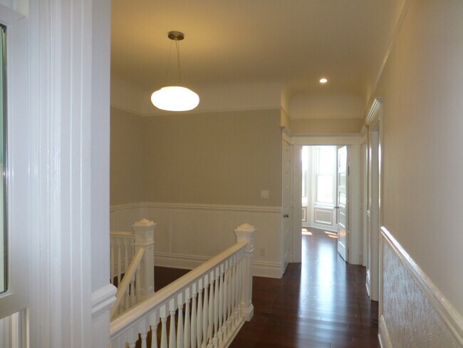 Building Photo - 1205 Rhode Island St
