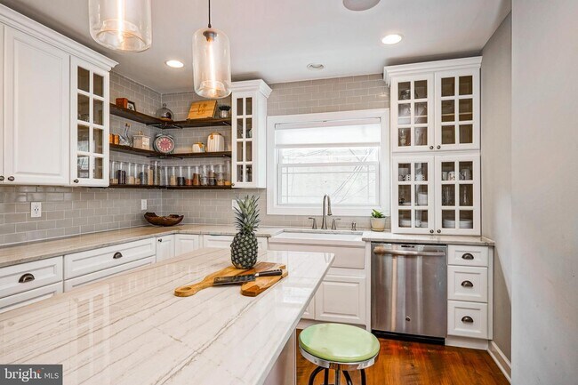 Foto del edificio - 2407 Grays Ferry Ave