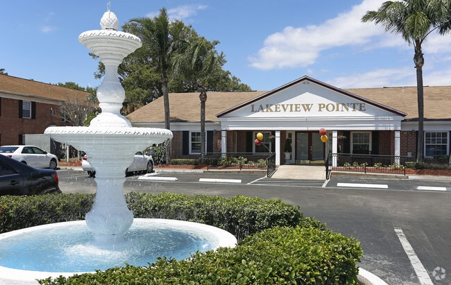 Building Photo - Palmetto at Lakeside