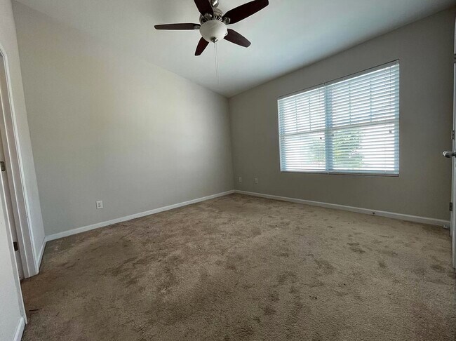 Building Photo - 12433 McGrath Dr
