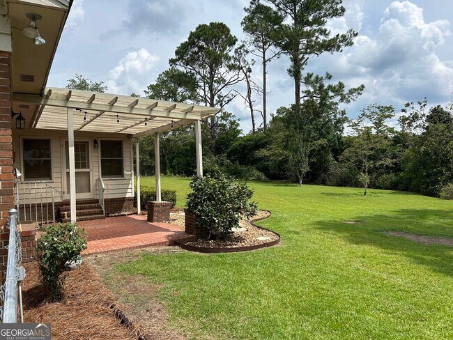 Foto del edificio - 501 Kissing Bower Rd