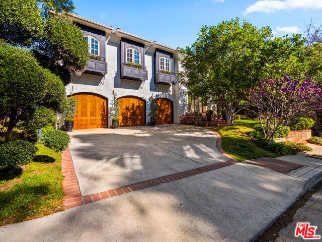Building Photo - 12007 Crest Ct