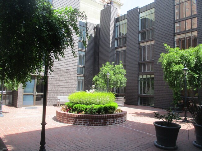 Foto del edificio - 900 Pine St