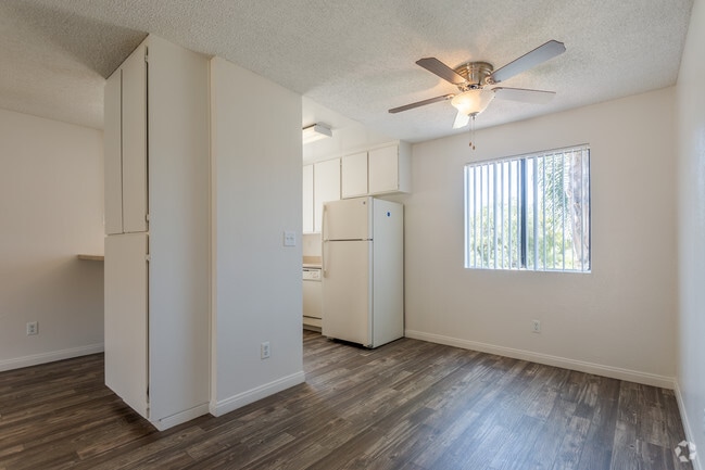 2HAB, 2BA - 667 ft² - Sunset Trails