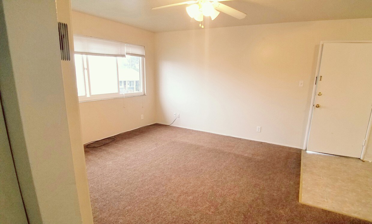 Foto del edificio - 5366 St Mark