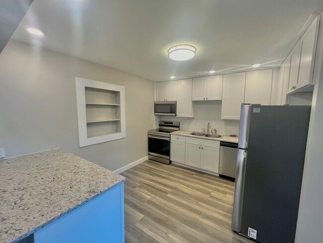 Foto del edificio - 3 Bed, 2 Bath DeBary Home with Modern Upda...