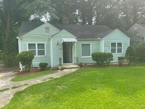 Building Photo - 1848 Cummings Dr SW