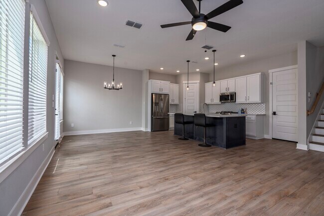 Foto del edificio - 10965 Hewitt Cliff Ln