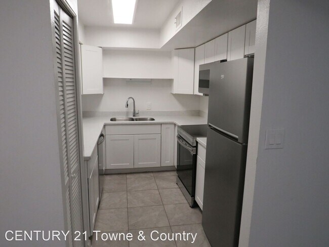 Foto del edificio - 2 br, 1 bath House - 2412 W. Campbell Ave....