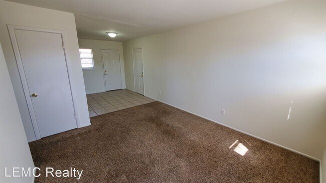 Building Photo - 3 br, 1.5 bath House - 2509 Thorne Unit 1