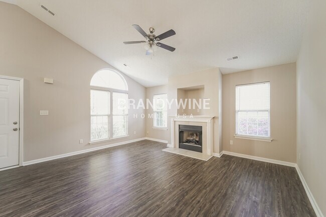 Building Photo - 1 MONTH FREE SAVINGS! Apply Now and Elevat...