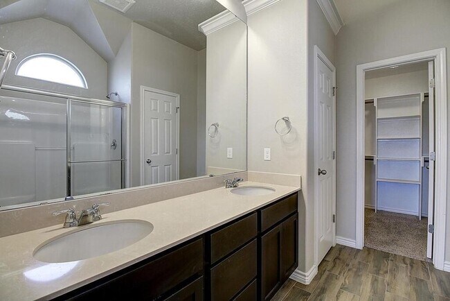 Building Photo - 7918 Fort Griffen Dr