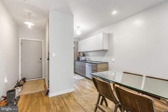 Building Photo - 1306 Hope St