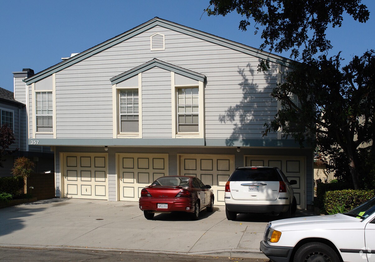 Building Photo - 357 Virginia St