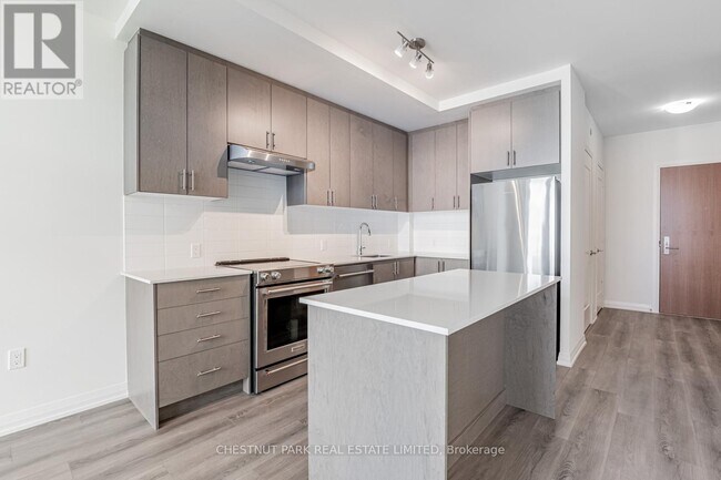 Photo du bâtiment - 8960-8960 Jane St