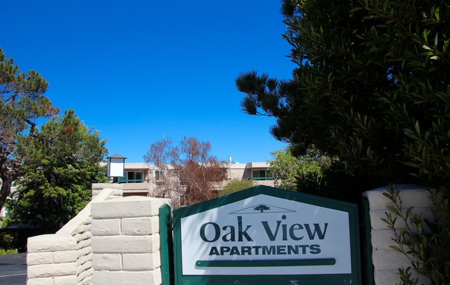 Oak View entrance. - Oakview