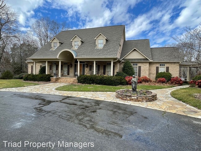 Building Photo - 5 br, 5 bath House - 2218 Scalesville Road