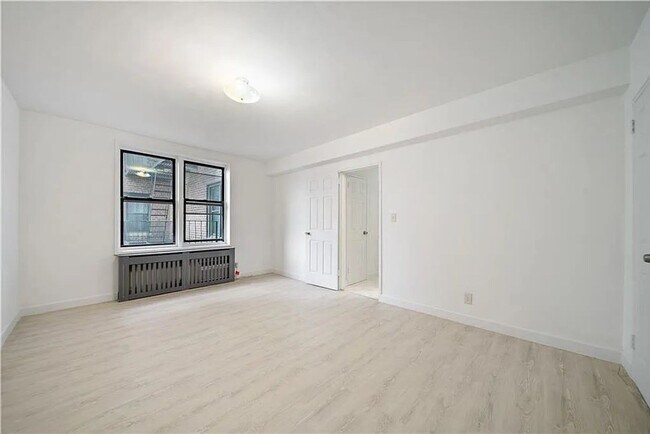 Building Photo - Luxury 1 Bedroom 1 Bathroom