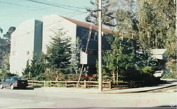 Foto del edificio - 486 The Alameda