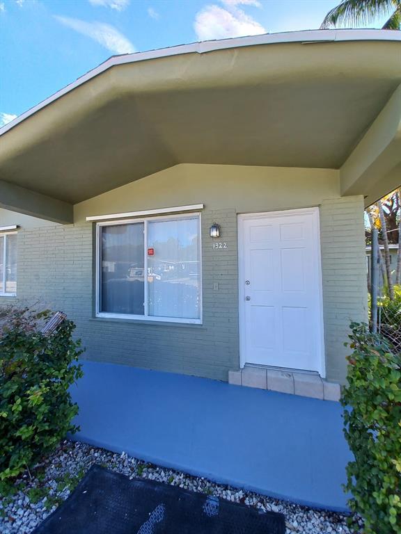 Foto del edificio - 1322 NE 146th St