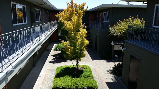 Building Photo - 316 Alida Way