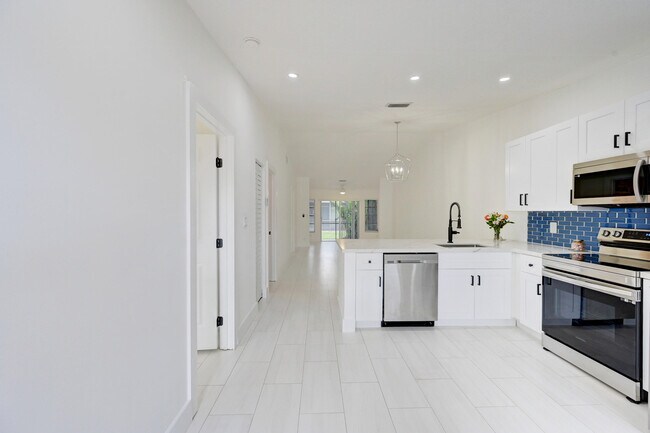 Foto del edificio - 8603 Overset Ln