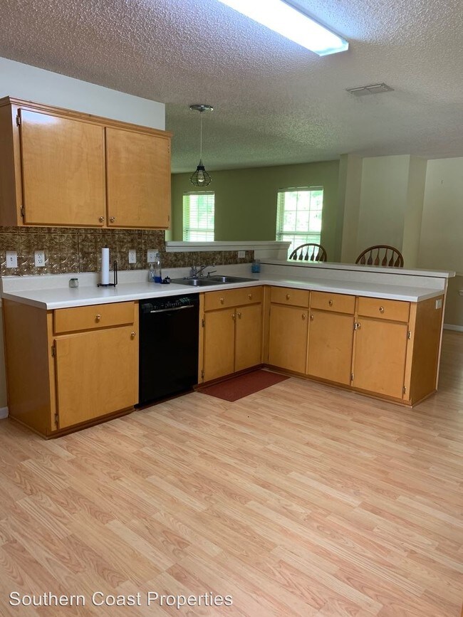 Building Photo - 4 br, 2 bath House - 232 Shawn Court