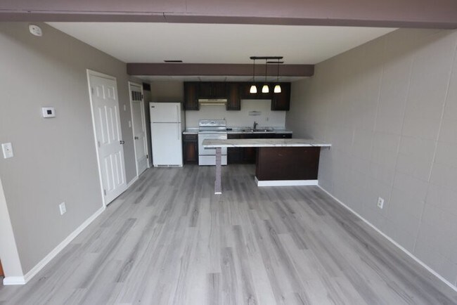 Foto del edificio - 765 Lonedell Rd