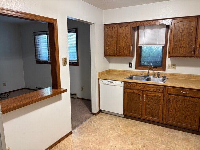 Building Photo - 4722 Trevor Cir