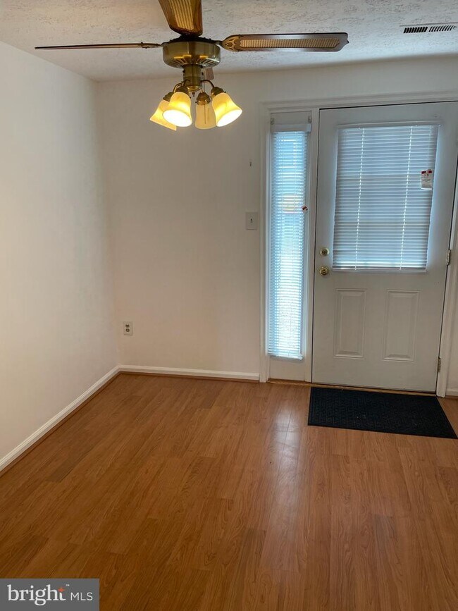 Building Photo - 6711 Kernel Ct