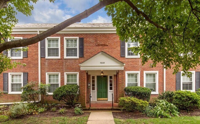 Stunning And Spacious 2-Level, 1 Bedroom, ... - Stunning And Spacious 2-Level, 1 Bedroom, ... House