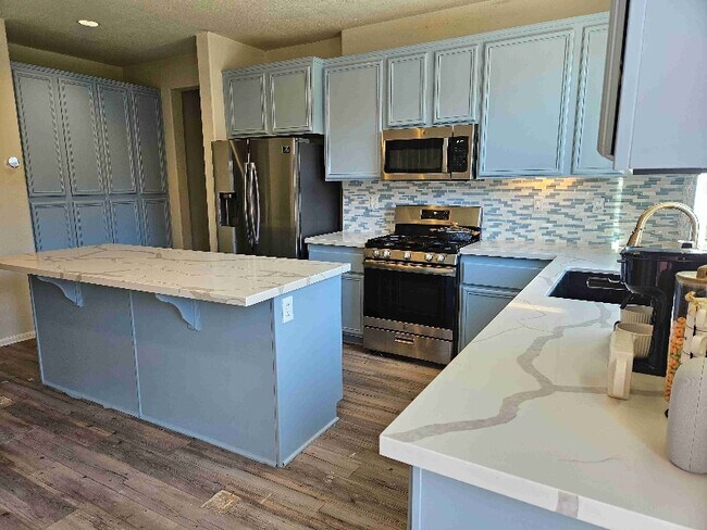 Foto del edificio - 37852 Magnolia Ln