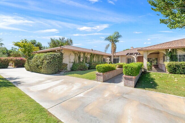 Foto del edificio - 72056 Palm Haven Dr