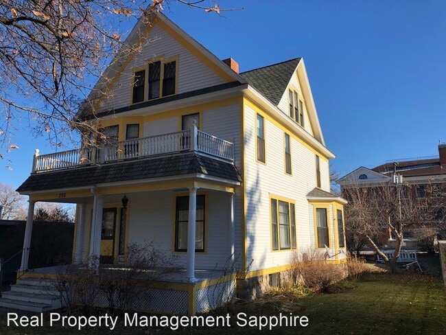 Building Photo - 3 br, 1 bath House - 206 S. 5th Street