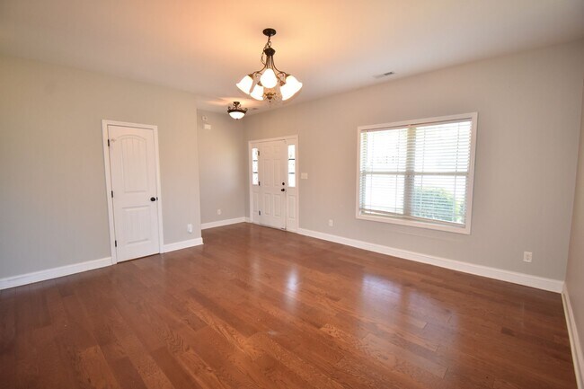 Building Photo - Coming Soon! 3 Bedroom and 2.5 Bath Home (No Pets)