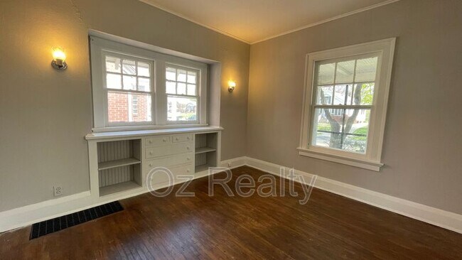 Foto del edificio - 4335 Belmar Ave