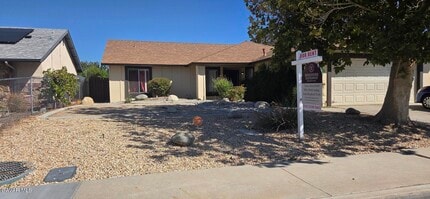 Building Photo - 3137 Darkwood Ln