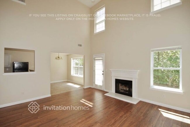 Building Photo - 4435 Ravenwood Dr