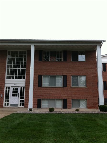 Building Photo - 8229 Denwood Dr